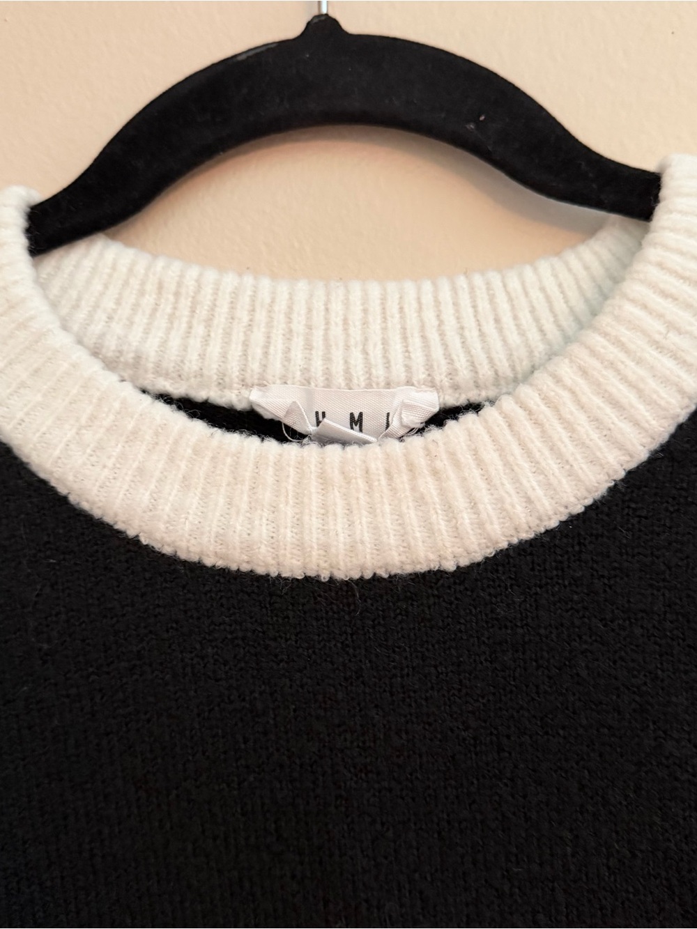 THML Black Drew Top Sweater | Puff Sleeve Contrast Trim | Size M - Picture 5 of 8